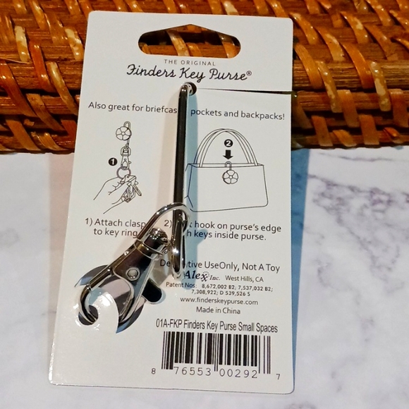 BLACK/SILVER VINE BLING Alexx Finders Key Purse Keychain/Hook for bag, purse - Picture 3 of 3